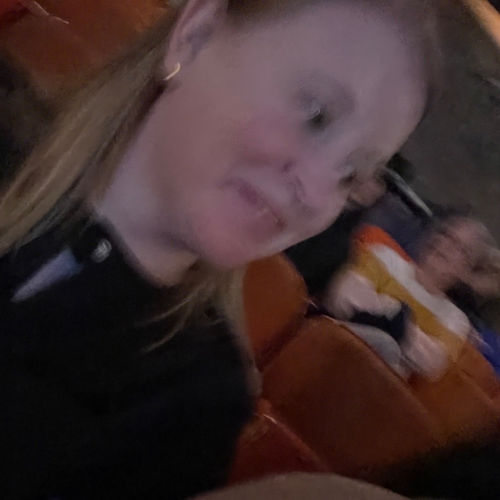 Meet your Posher, Kristin